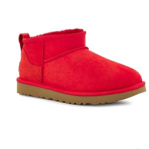 Uggs classic ultra mini boot